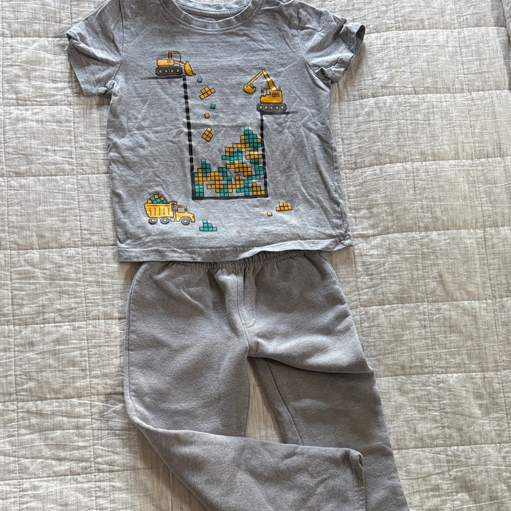 Kids 4T Construction Tee and Cat and Jack Grey Sweatpants Outfit Bundle!